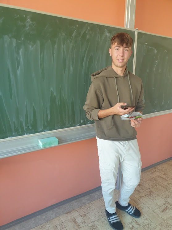 Den jazyků 3.B