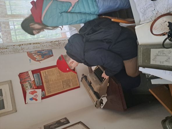 Studenti v muzeu železné opony