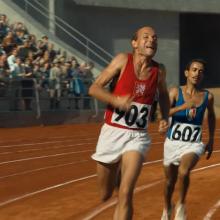 Emil Zátopek na běžecké dráze